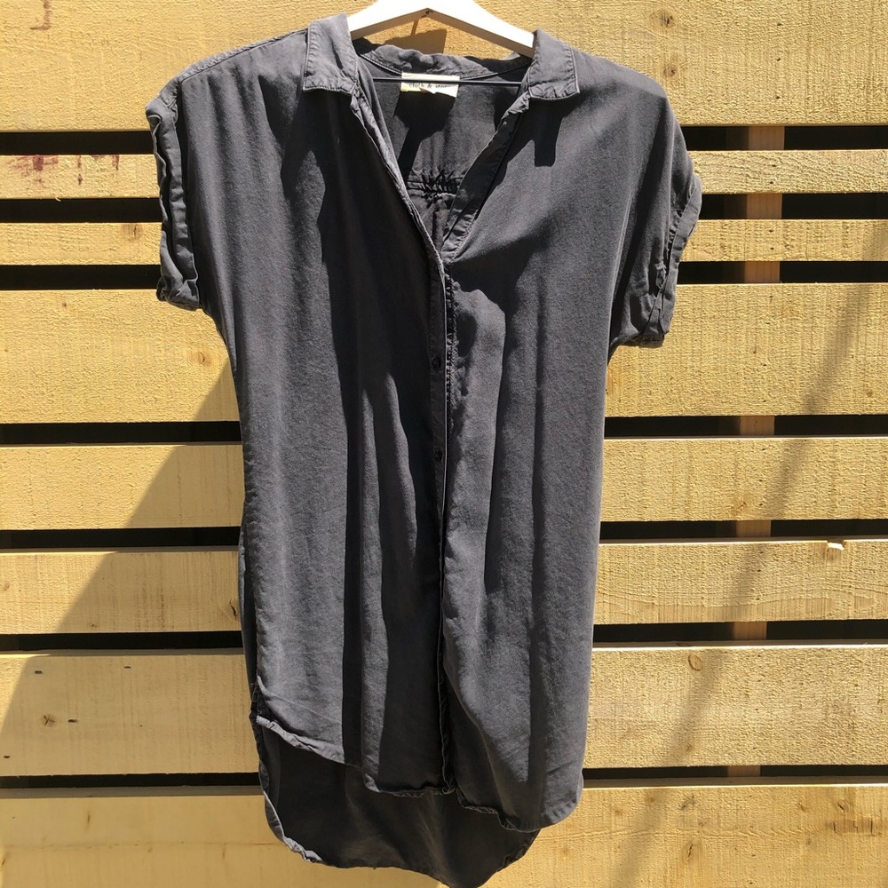 Cloth and stone button down